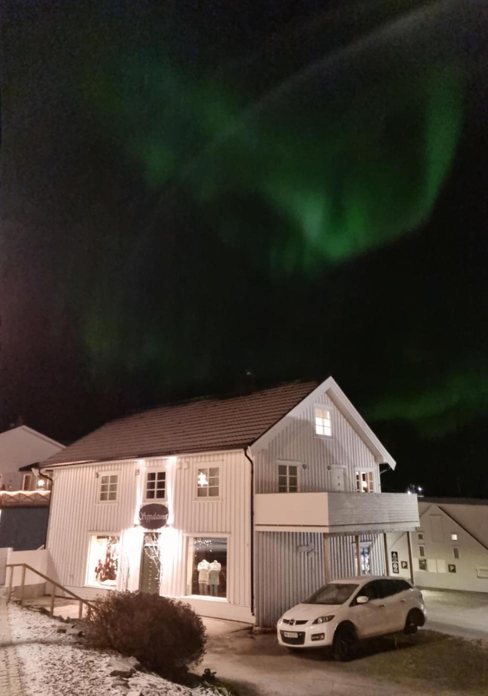Loftsleilighet Midt I Sentrum Skjervoy 外观 照片
